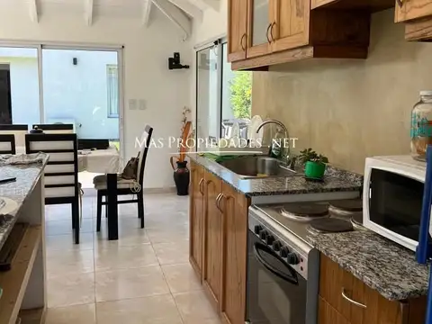 Alquiler Casa en Club de Campo Los Rosales 4 Dormitorios Canning