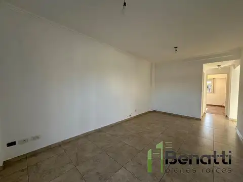 Departamento en Alquiler en Lomas Del Mirador, $ 460.000