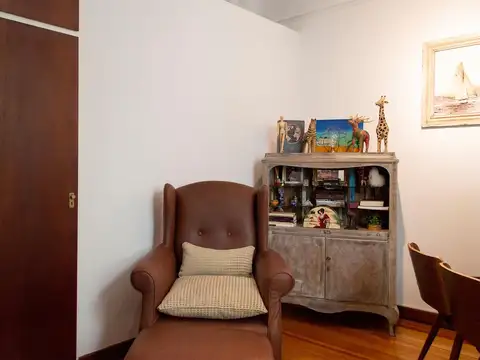 Gurruchaga 2400, Piso 1