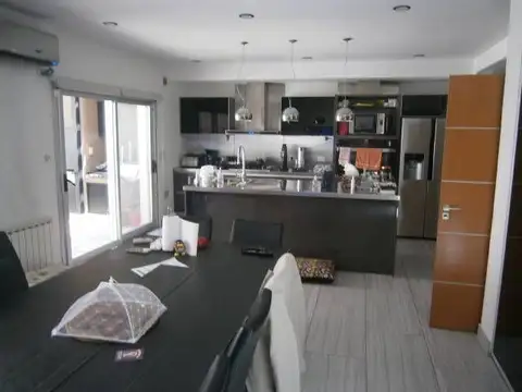 Casa en Venta en Avellaneda, USD 350.000