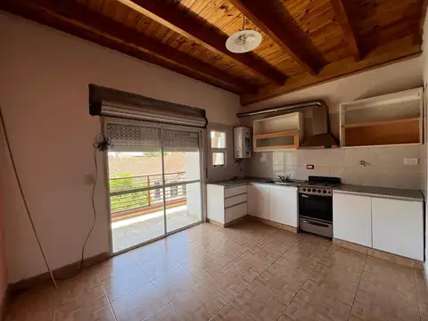 Departamento en Alquiler en Luis Agote, $ 600.000
