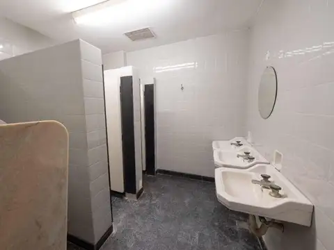 Oficina en Venta 56 años