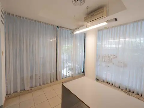 Oficina Monoambiente con 2 baños