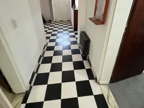 Depto Tipo Casa 2 ambientes con 1 baño