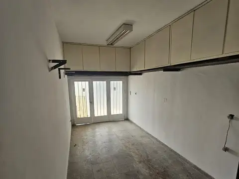 Casa en Alquiler en Alberdi, $ 900.000