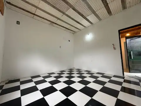 Casa en Alquiler en Mariano Acosta, $ 400.000