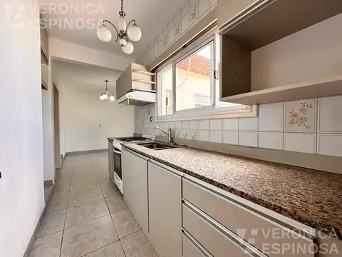 Depto Tipo Casa en Venta 50 años