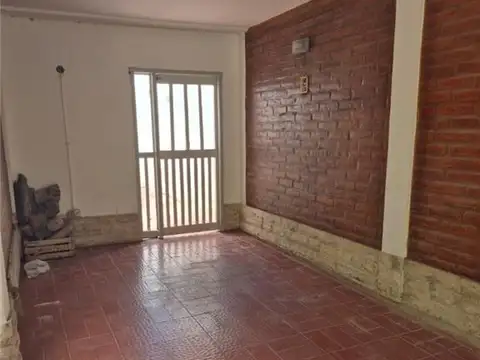 Casa en Alquiler en Rivadavia, $ 700.000