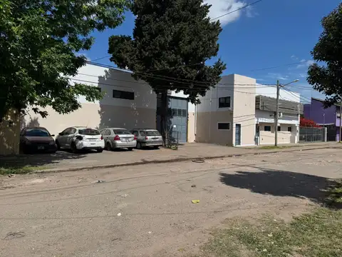 Santa Lucia e/ Avenida Intendente Carlos Ratti y Lisandro De La Torre