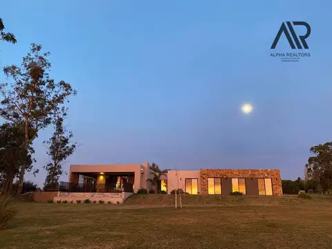 Casa en Alquiler Temporal de 4 dormitorios
