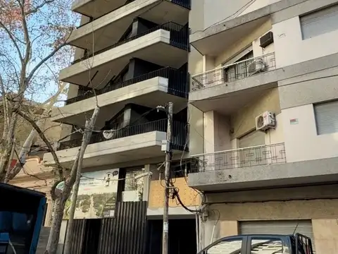 21 de Setiembre 2200