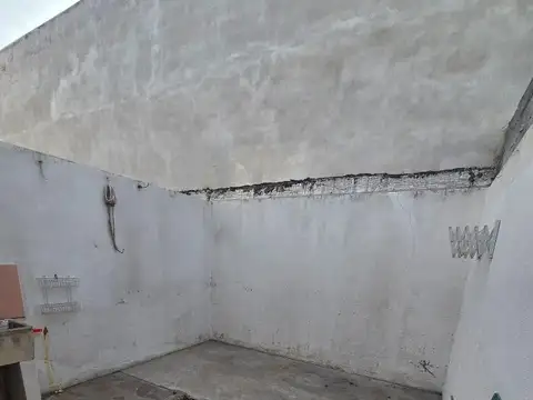 Depto Tipo Casa en Venta con 1 cocheras