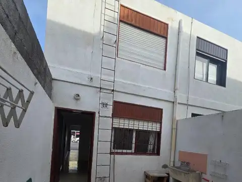 Depto Tipo Casa en Venta 26 años