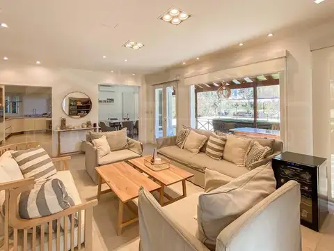 Casa en Venta en Countries y Barrios Cerrados en Esteban Echeverria, USD 610.000