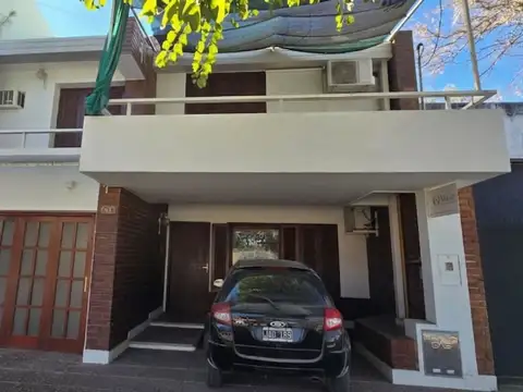 Departamento de 3 dormitorios, en alquiler