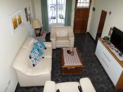 Casa en Venta en Munro, USD 160.000