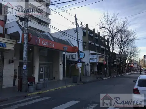 Cochera En Venta Oportunidad - Castelar Centro