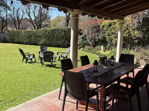 Casa en Alquiler al Oeste