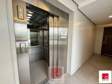 Departamento en Venta con 1 cocheras