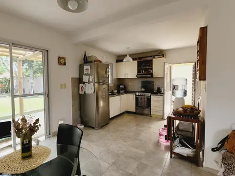 Casa 5 ambientes con 1 baño