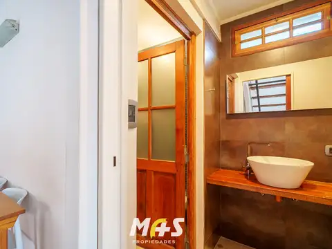 PH con entrada independiente en Villa Santa Rita – 4 ambientes, patio y terraza