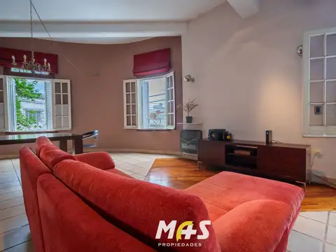Depto Tipo Casa en Venta de 5 ambientes