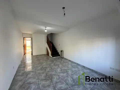 Depto Tipo Casa en Venta en Ramos Mejia, USD 148.000