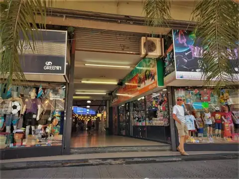 Local en Venta en Lanús Este, USD 29.000