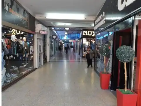Local en Venta en Lanús Este, USD 29.000