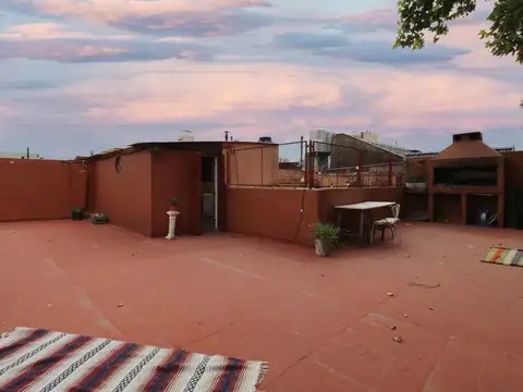 Venta casa 6 ambientes - Boedo