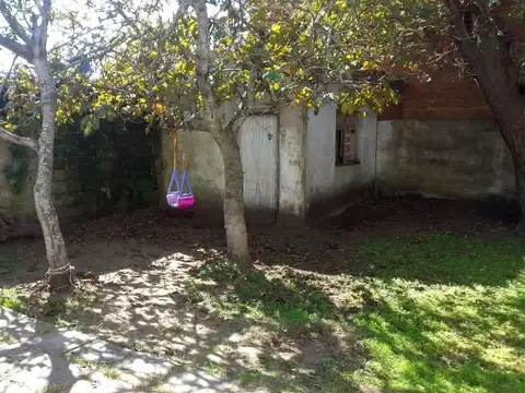 Casa 3 ambientes con 1 baño