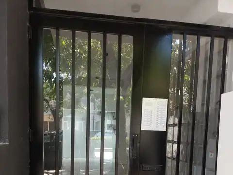 Departamento en venta a estrenar, al frente con balcón. Excelente Ubicación