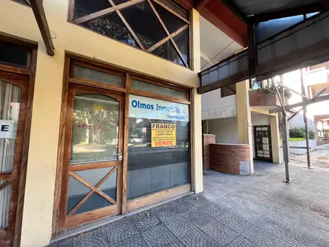 Local en Venta 35 años