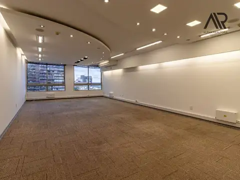 Oficina en Venta al Norte