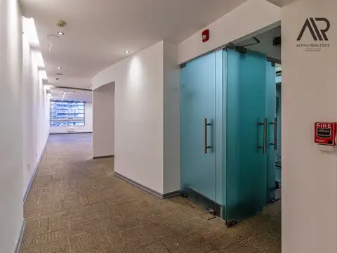 Oficina en Venta con 1 cochera