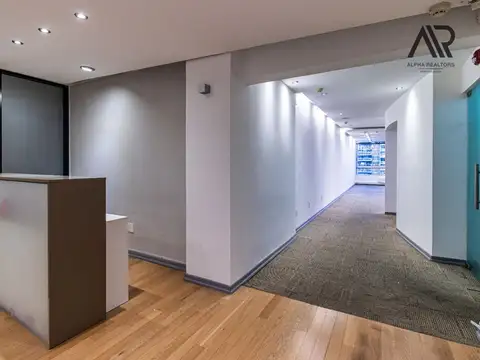 Oficina Monoambiente con 4 baños