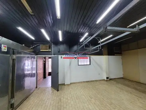 EXCELENTE LOCAL DE 55 M² A 3 CUADRAS DE AV. GRAL. PAZ