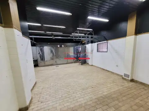 EXCELENTE LOCAL DE 55 M² A 3 CUADRAS DE AV. GRAL. PAZ