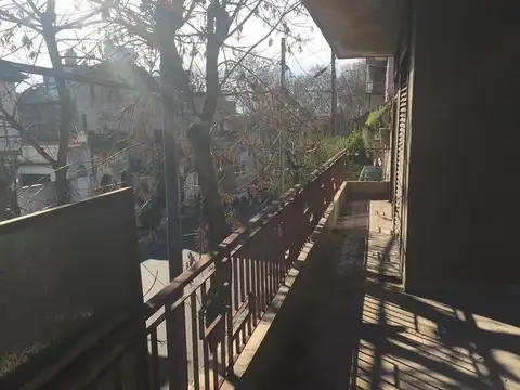 Terreno en Venta en Parque Chacabuco, USD 199.000