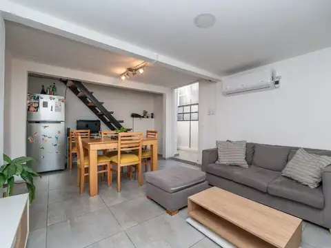 Depto Tipo Casa en Venta en San Telmo, USD 80.000