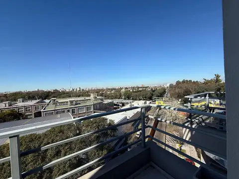 Avenida Chorroarín 400