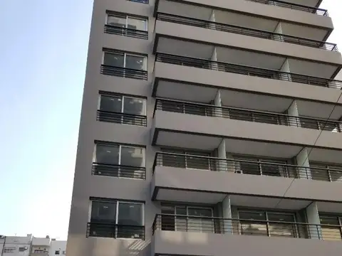 MONOAMBIENTE BALCON EXCEL ESTAD Y UBIC PISCINA SEG 24 HS