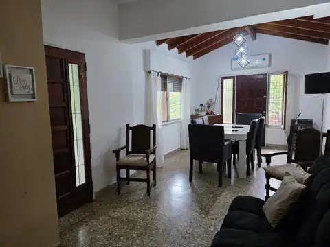 Depto Tipo Casa en Venta 40 años