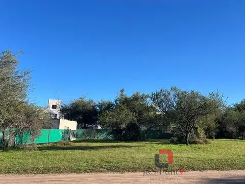 Terreno en Venta en Villa Catalina, USD 33.000