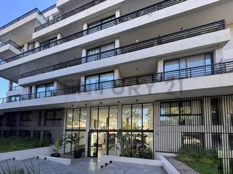 VENTA DEPARTAMENTO 3 AMBIENTES - ITUZAINGO CENTRO