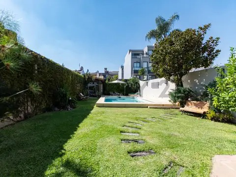 Casa en Venta en Barrio Naón, USD 550.000