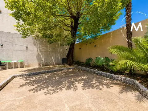 Depto Tipo Casa en Venta 40 años