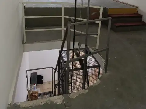 Local en Venta Via Pública