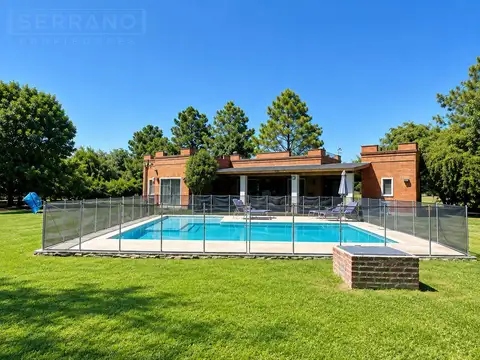 Casa en venta, barrio cerrado Chacras del Molino, 4 ambientes