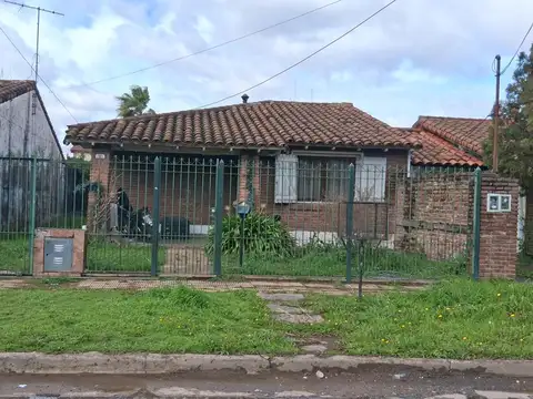 EXCELENTE PROPIEDAD EN ITUZAINGO NORTE, 410 MTS DE TERRENO